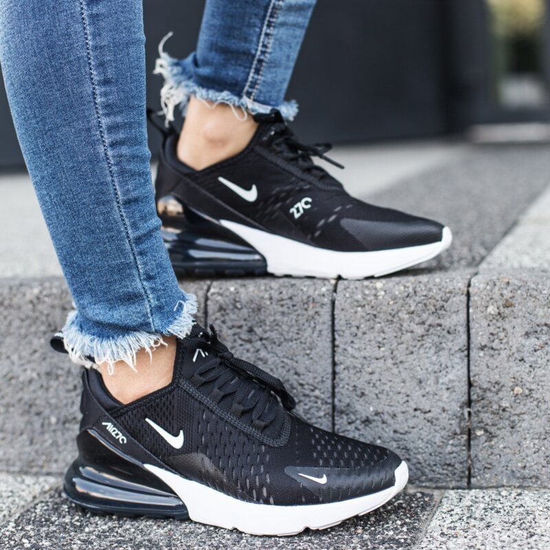 NIKE AIR MAX 270 BLACK WHITE 