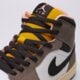 pánske tenisky (obuv) AIR JORDAN 1 MID  hq2011-100 farba biela