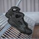 pánske tenisky (obuv) NIKE AIR FLIGHT HUARACHE 705005009 farba čierna