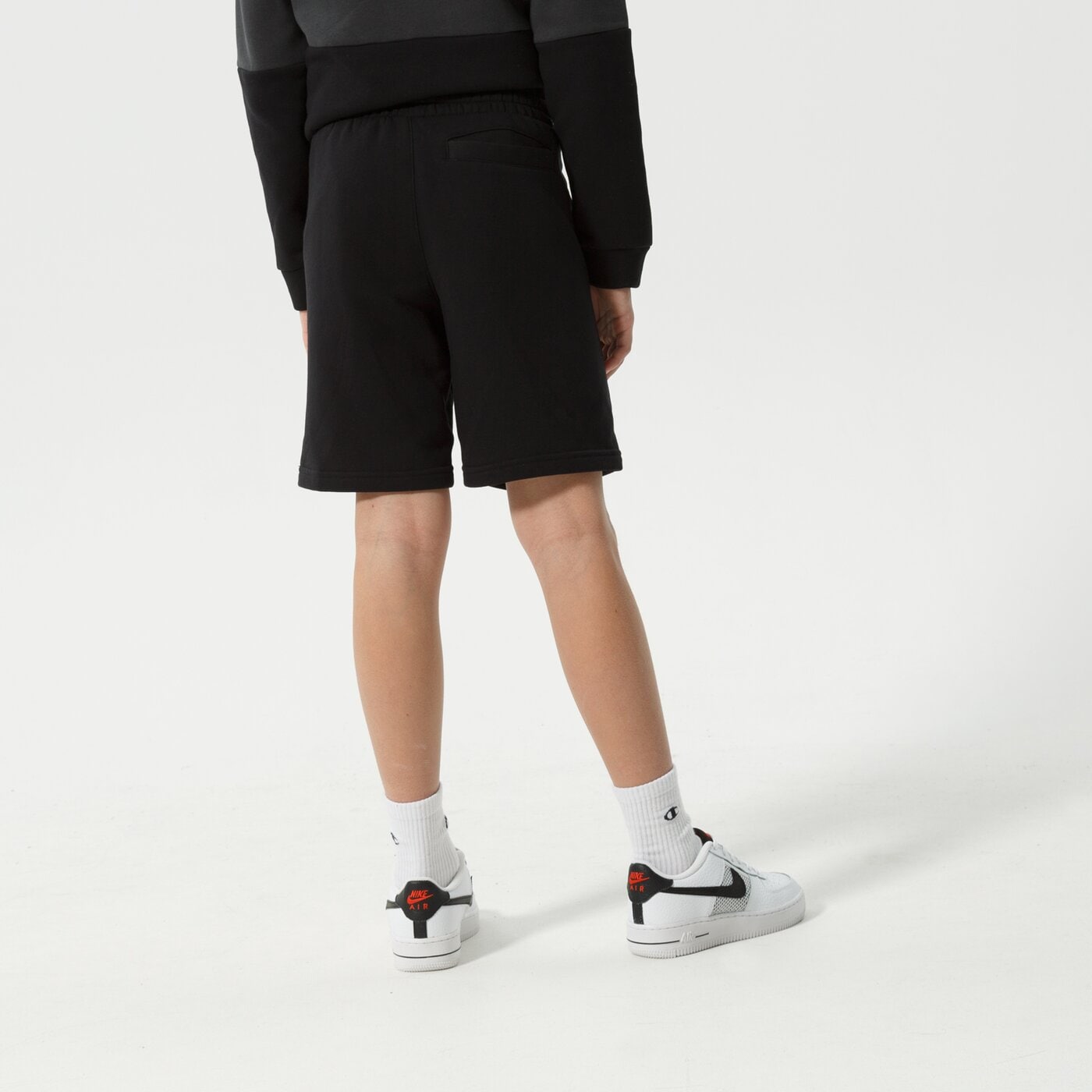 detské nohavice NIKE SÚPRAVA K NSW FT CREW/SHORT TS BOY do6789-010 farba čierna