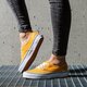 dámske tenisky (obuv) VANS UA AUTHENTIC AUTHENTIC v8emvjow farba oranžová