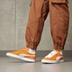 pánske tenisky (obuv) PUMA SUEDE CLASSIC XXI 37491578 farba oranžová