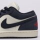 pánske tenisky (obuv) AIR JORDAN 1 LOW SE V2  io7448-400 farba modrá
