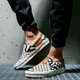 pánske skate obuv VANS UA CLASSIC SLIP-ON vn0a4u381io1 farba viacfarebná