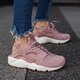 dámske tenisky (obuv) NIKE WMNS AIR HUARACHE RUN SD aa0524-600 farba ružová