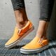 dámske tenisky (obuv) VANS UA CLASSIC SLIP-ON vn0a4u38wt41 farba oranžová