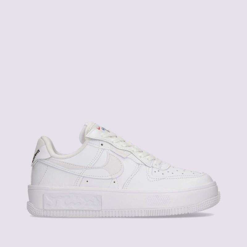 NIKE AIR FORCE 1 FONTANKA