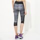 dámske nohavice UNDER ARMOUR LEGGINGS FLY BY CAPRI 1271533002 farba čierna