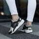 dámske tenisky (obuv) NIKE WMNS AIR HUARACHE RUN  634835019 farba čierna