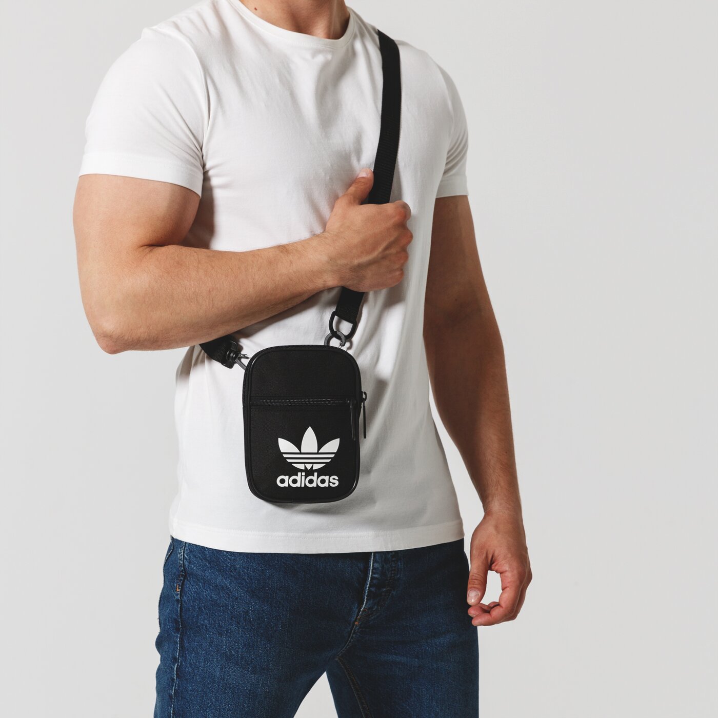 dámska taška ADIDAS TAŠKA FESTVL B TREFOI dv2405 farba čierna