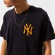 pánske tričko NEW ERA TRIČKO LEAGUE ESSENTIAL TEE NYY NVY 13083956 farba tmavomodrá