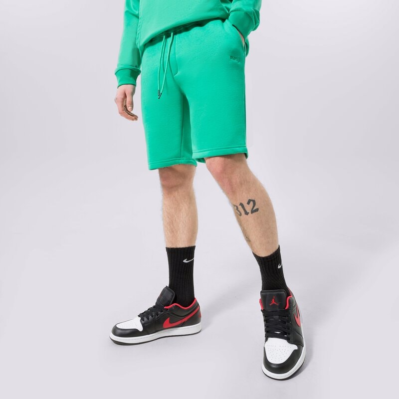CONFRONT ŠORTKY  ESSENTIAL GREEN