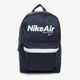 dámsky ruksak NIKE RUKSAK NK HERITAGE BKPK - 2.0 NKAIR ct5224-475 farba tmavomodrá
