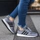 dámske tenisky (obuv) ADIDAS SWIFT RUN cq2115w farba sivá
