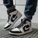 pánske tenisky (obuv) AIR JORDAN 1 MID 554724113 farba biela