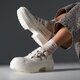 dámska vychádzková obuv CONVERSE CHUCK TAYLOR ALL STAR LUGGED HEEL MJ a10617c farba biela