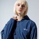 Prechodná bunda dámska (jarná/jesenná) VANS BUNDA WM MERCY REVERSIBLE PARKA MULTI TROPIC vn0a34fmvd11 farba viacfarebná