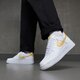 pánske tenisky (obuv) NIKE AIR FORCE 1 '07 dx2646-100 farba biela