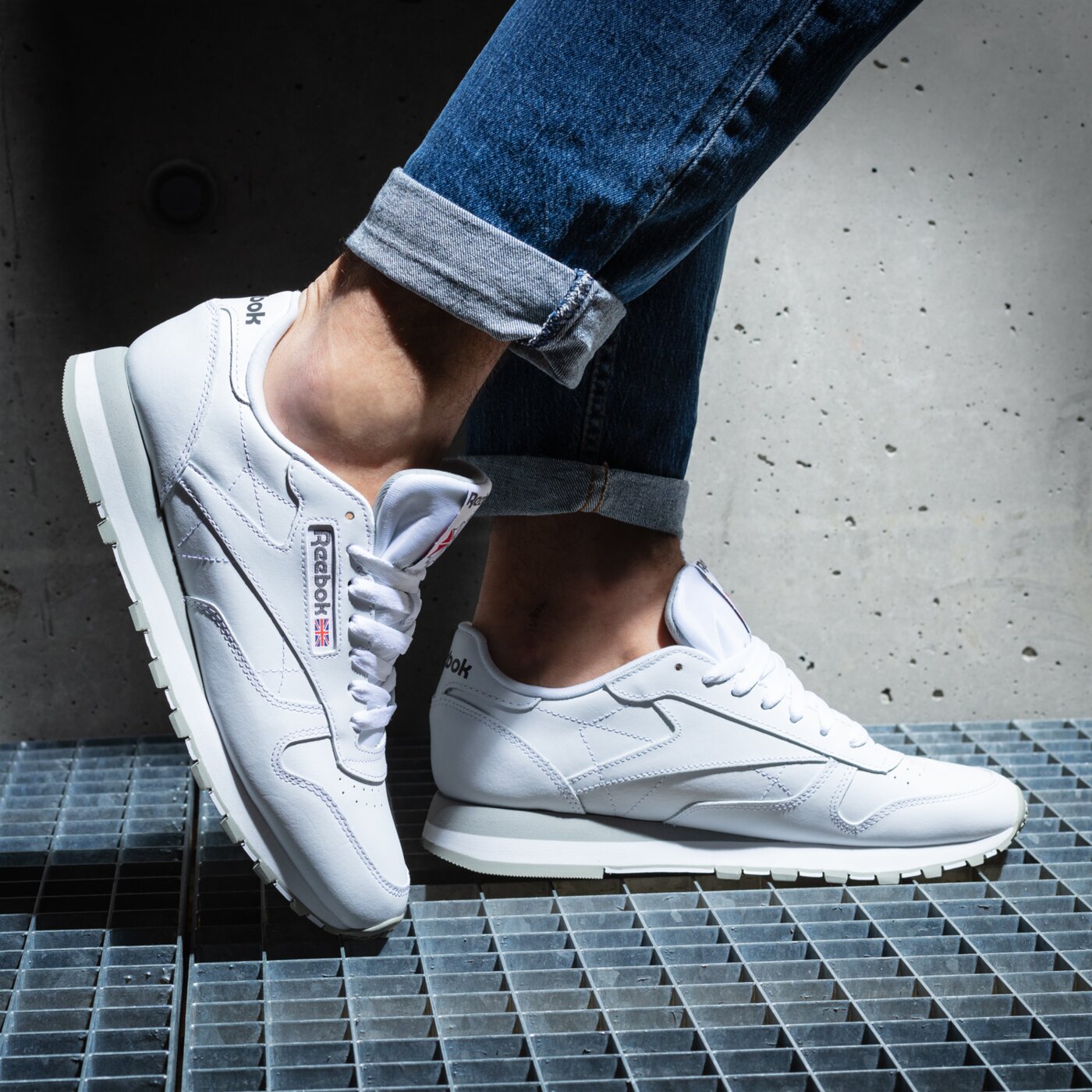Gy3558 Reebok REEBOK CLASSIC LEATHER GY3558 | farba BIELA | Módne Tenisky. Muži Obuv ...
