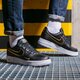 pánske tenisky (obuv) NIKE AIR FORCE 1 '07 LV8 da8481-001 farba čierna