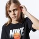 detské tričko NIKE TRIČKO B NSW TEE BASKETBALL BALL ci9610-010 farba čierna