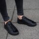 ADIDAS COURTVANTAGE W s32070 farba čierna