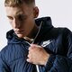 pánska zimná bunda NIKE BUNDA ZIMNÁ M NSW SYN FILL JKT HD FZ bv4683-452 farba tmavomodrá