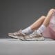 dámske tenisky (obuv) NEW BALANCE 9060  u90606bi farba béžová