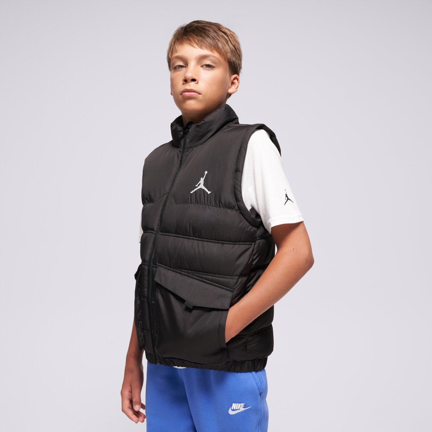 JORDAN VESTA JDB PUFFER FILLED VEST BOY 95D532-023 | farba čierna