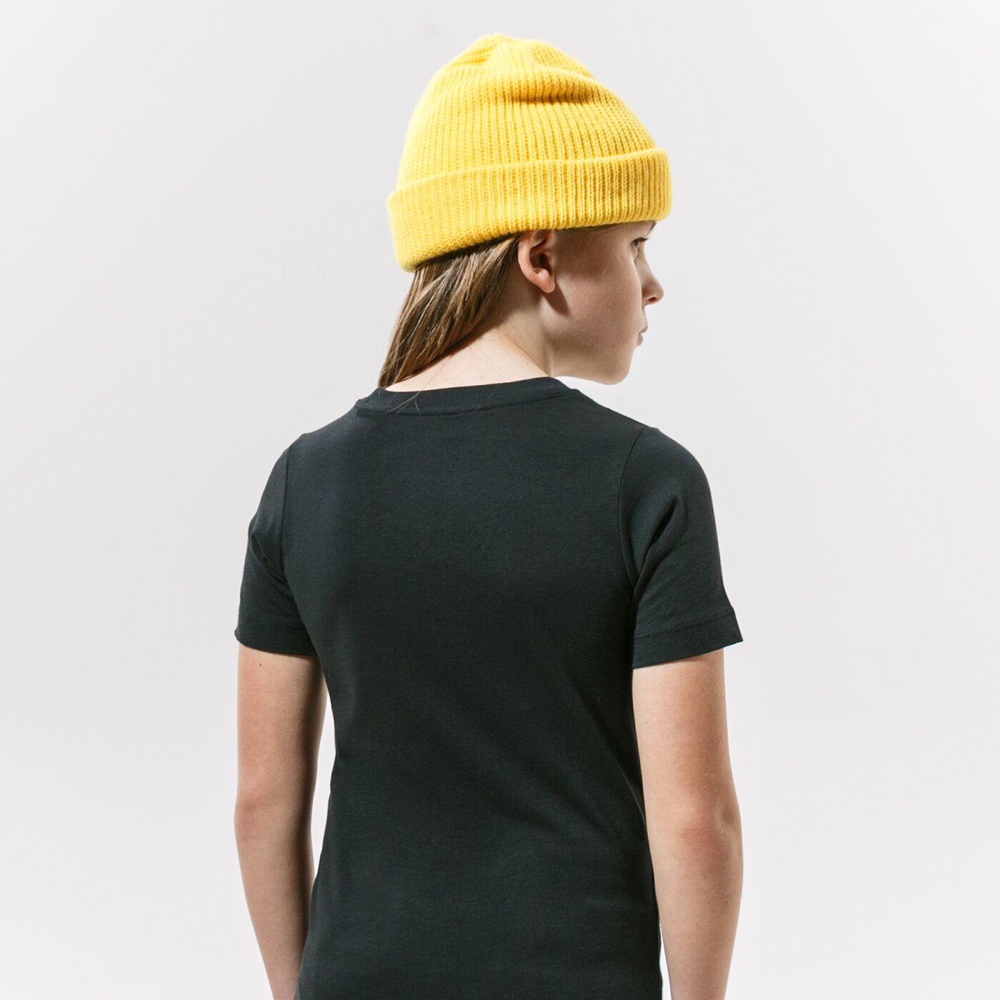 detské tričko NIKE TRIČKO B NSW TEE BEACH FLAMINGO PHOTO dj3804-010 farba čierna