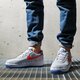 pánske tenisky (obuv) NIKE AIR FORCE 1 '07 LV8 cd7339001 farba sivá