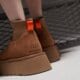 dámska vychádzková obuv UGG W CLASSIC MINI DIPPER 1168170-che farba hnedá