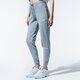 dámske nohavice NIKE NOHAVICE  SPORTSWEAR ESSENTIAL bv4099-063 farba sivá