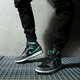 pánske tenisky (obuv) AIR JORDAN 1 MID 554724-063 farba sivá