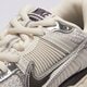 dámske tenisky (obuv) NIKE W ZOOM VOMERO 5 NA fd0884-025 farba sivá