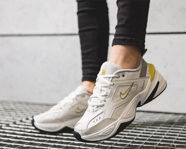 Biele Nike M2K Tekno