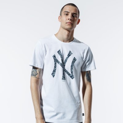 Image of NEW ERA TRIČKO MLB PRINT INFILL TEE NEYYAN WHI 12369838