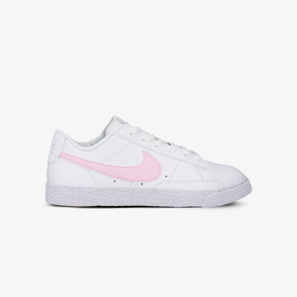 Image of NIKE BLAZER LOW CZ7579-102