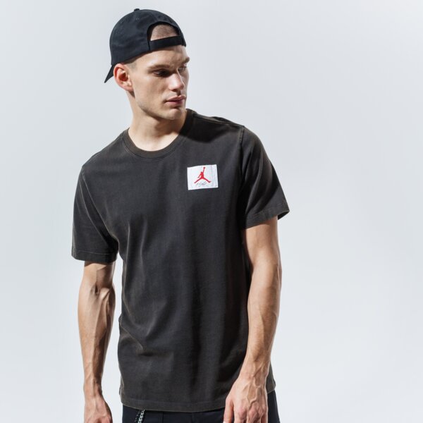Image of JORDAN TRIČKO M J FLIGHT ESSENTIALS SS CREW CZ5059-010