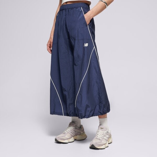E-shop New Balance Sukňa Sport Legacy Skirt Tmavomodrá EUR L
